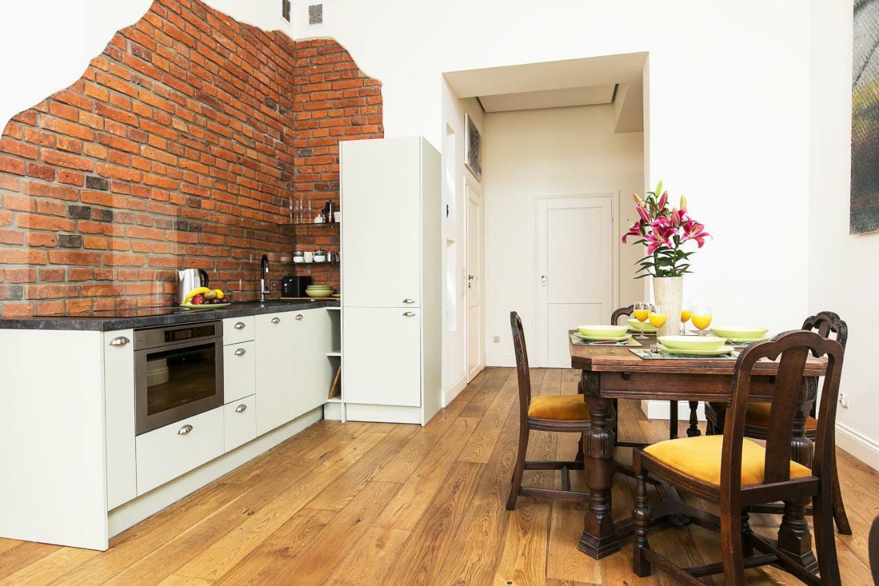 Old Town Brigue Apartment By Otium Cracóvia Exterior foto