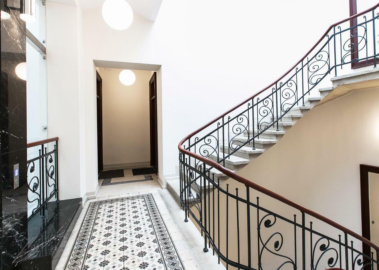 Old Town Brigue Apartment By Otium Cracóvia Exterior foto
